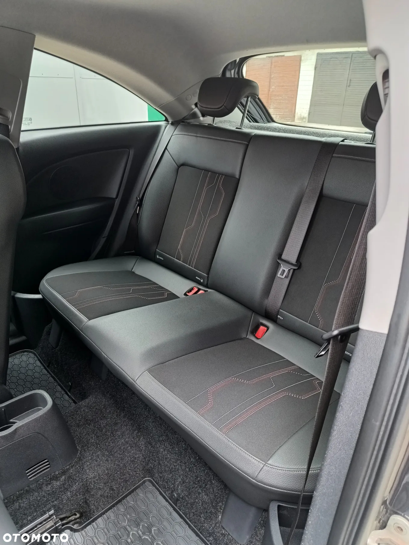 Opel Corsa 1.4 16V 150 Jahre - 11