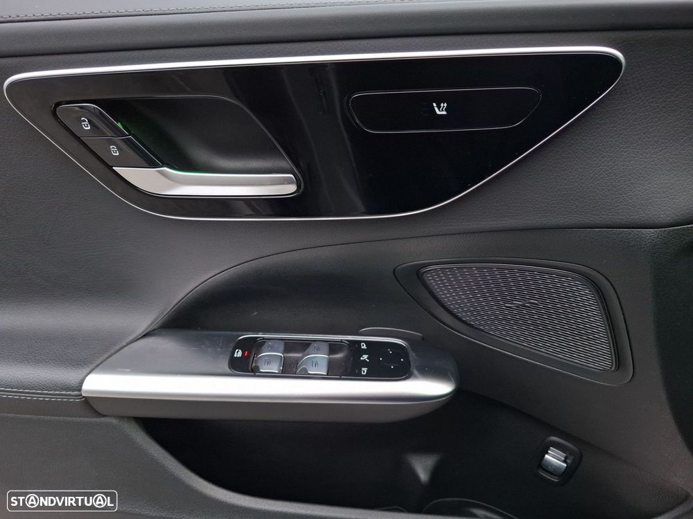 Mercedes-Benz C 300 de AMG Line - 19