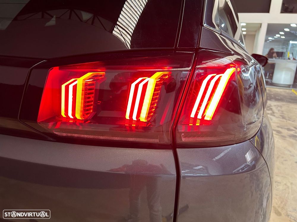 Peugeot 5008 1.5 BlueHDi Allure EAT8 - 9