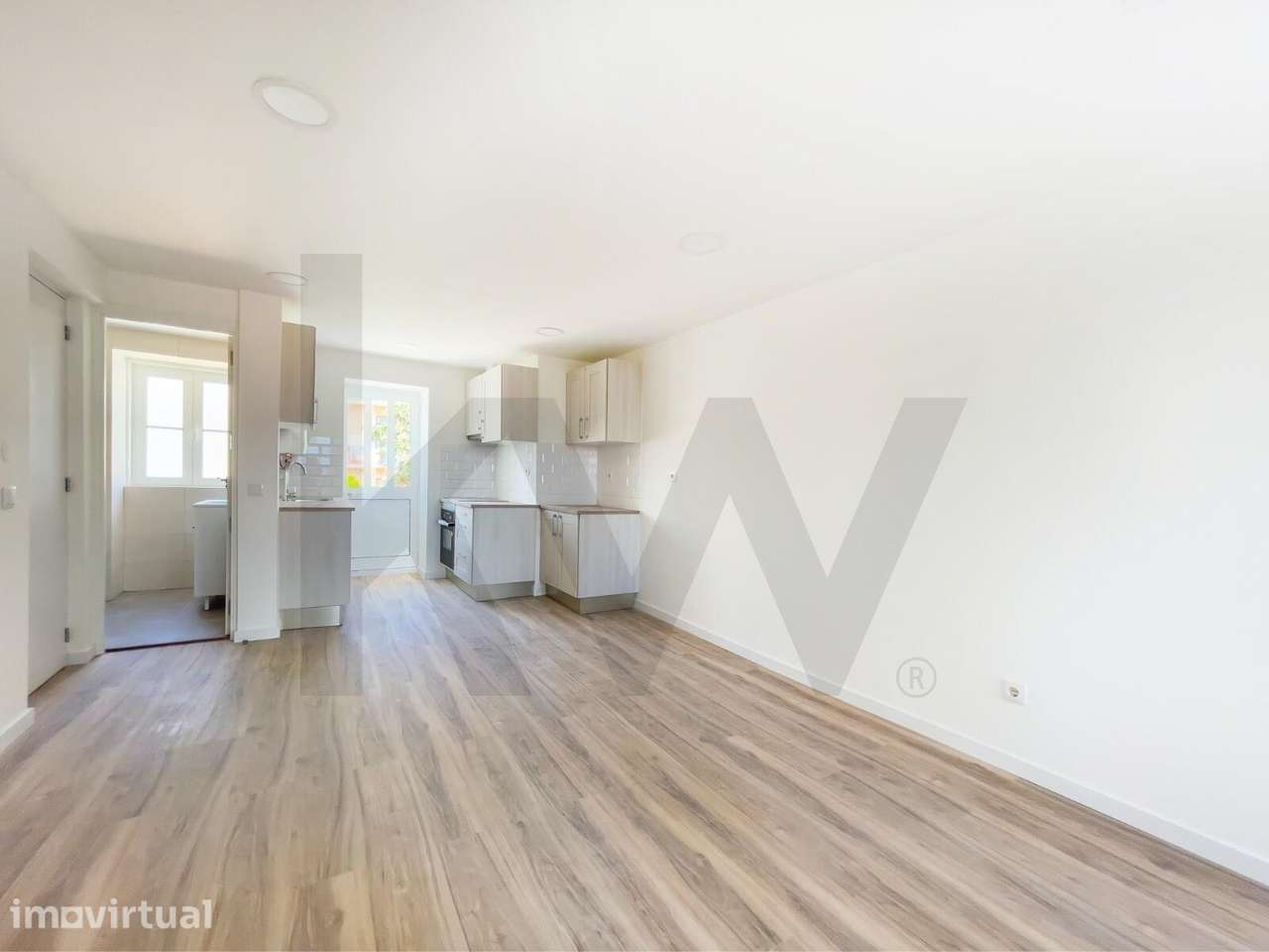 Arrendamento Apartamento T2 Duplex com Terraço - Grande imagem: 2/25