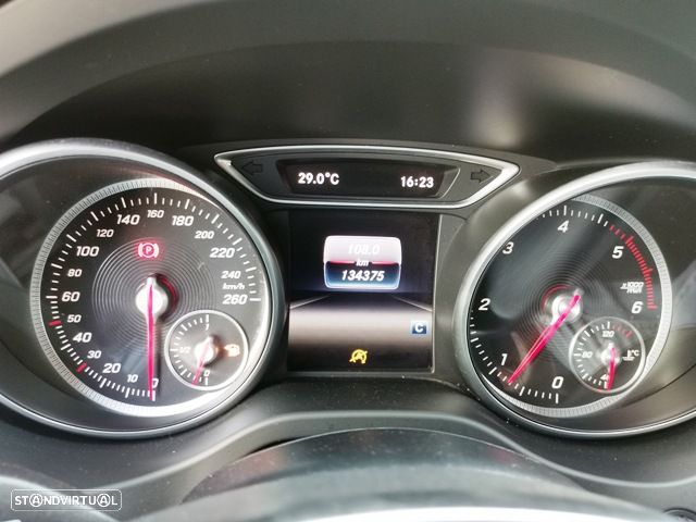Mercedes-Benz CLA 200 (CDI) d AMG Line - 16