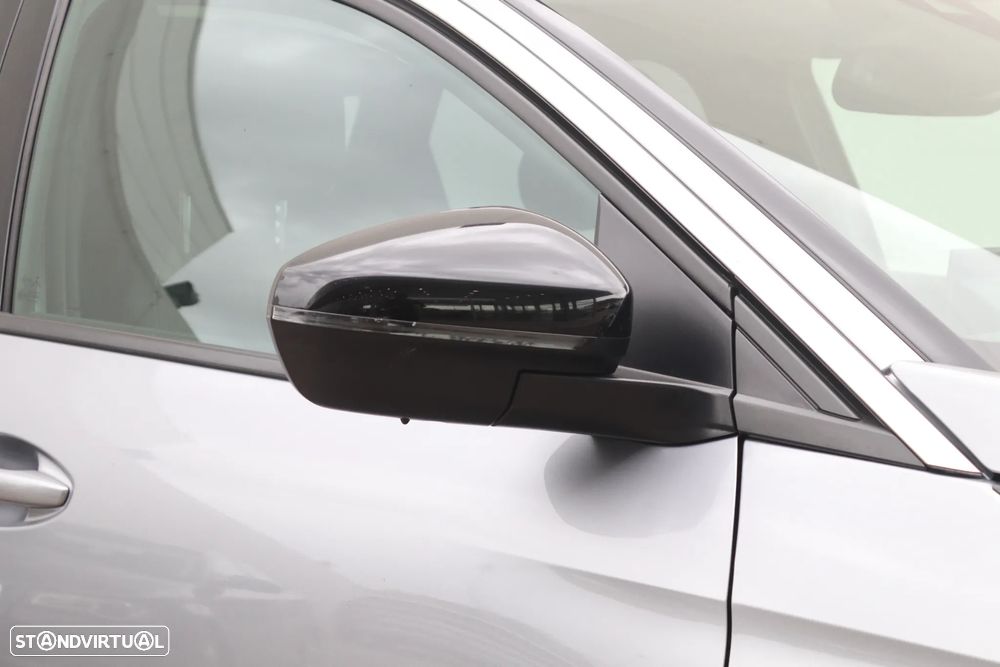 Peugeot 3008 1.2 PureTech Allure Pack EAT8 - 38