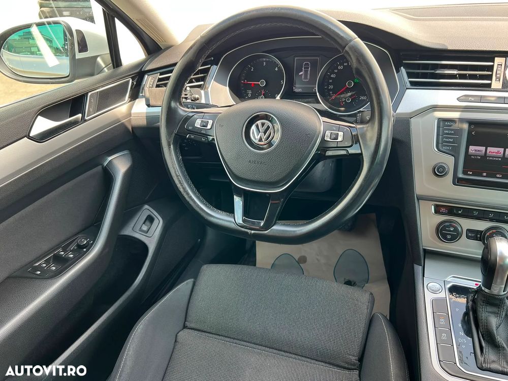 Volkswagen Passat 2.0 TDI DSG Highline - 7