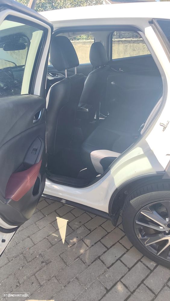 Mazda CX-3 1.5 Sky.Excellence Navi - 6