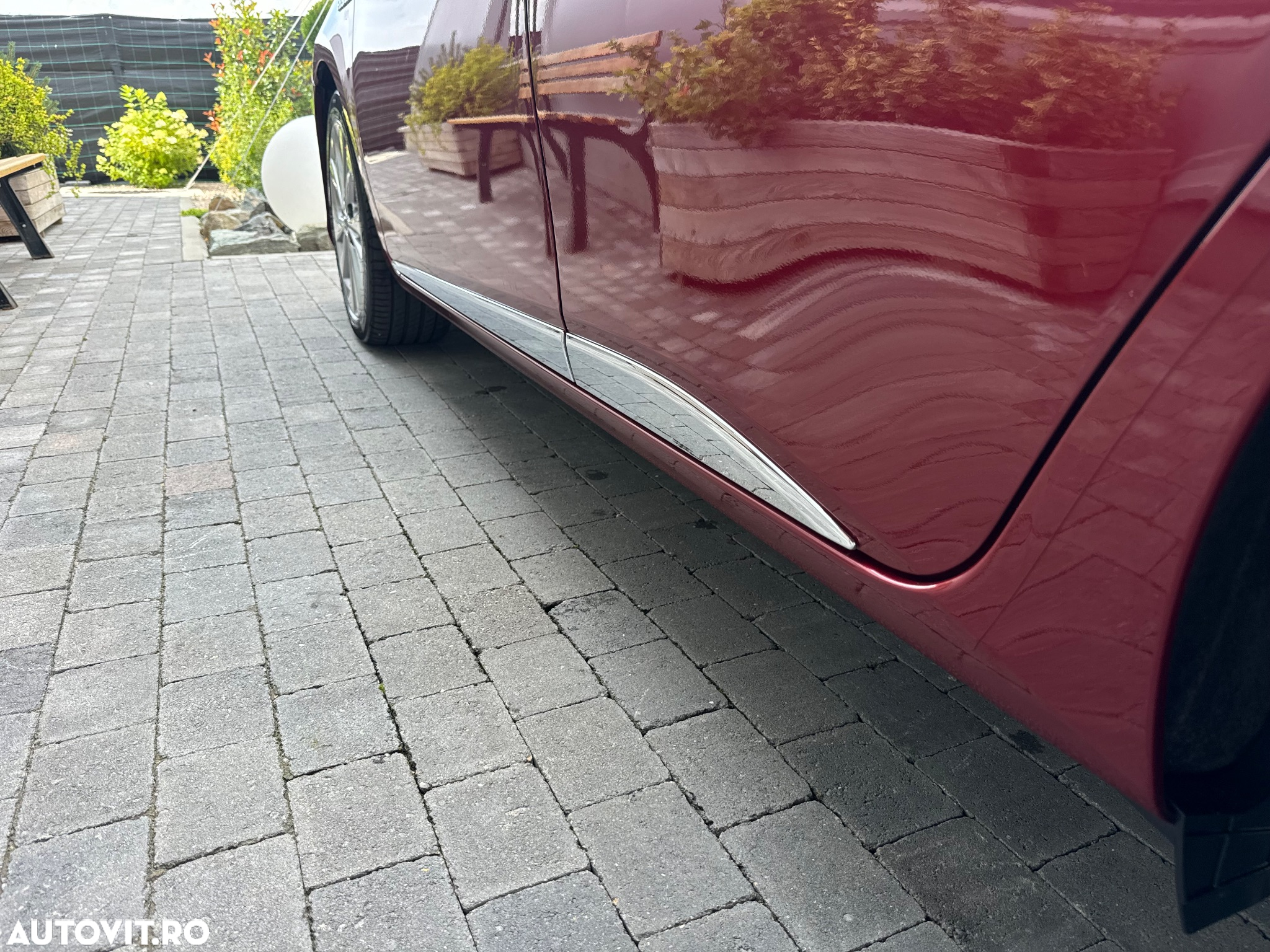 Toyota Auris 1.8 VVT-i Hybrid Automatik Design Edition - 31