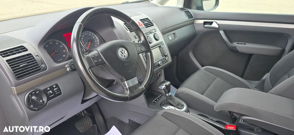 Volkswagen Touran 1.4 TSI DSG Freestyle - 17