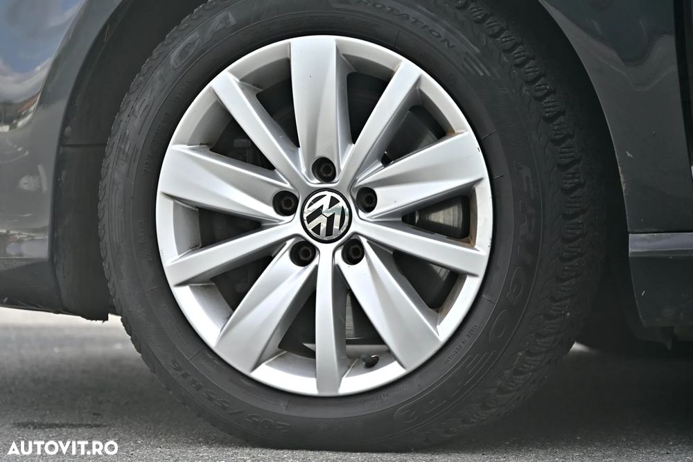 Volkswagen Passat Variant 2.0 TDI DSG BlueMotion Technology Comfortline - 25