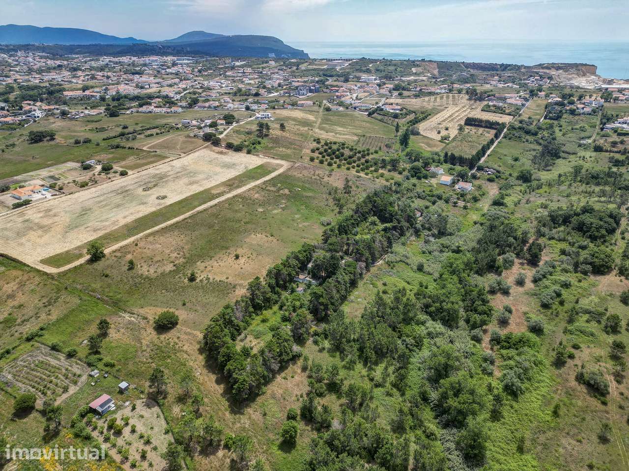 Onde a Serra Abraça o Atlântico |Santuário de Privacidade e Centralida - Grande imagem: 2/23