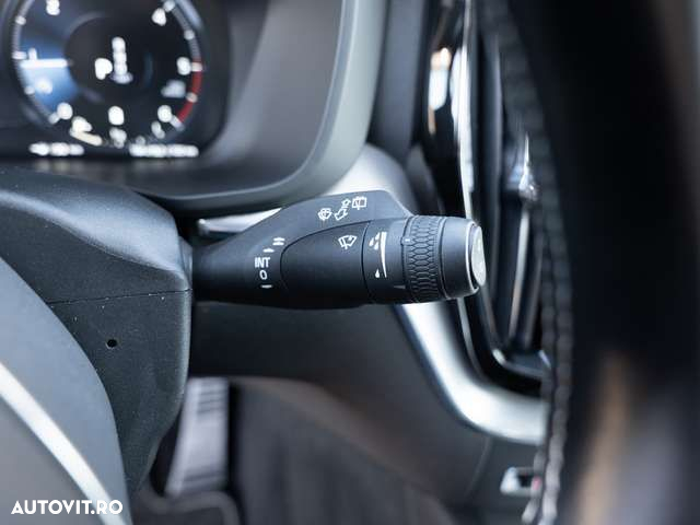 Volvo XC 60 - 22