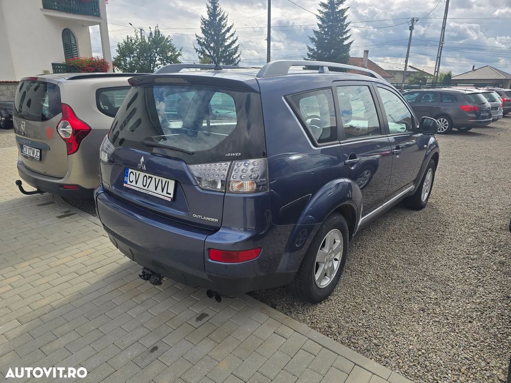 Mitsubishi Outlander 2.0 DI-D Intense - 2
