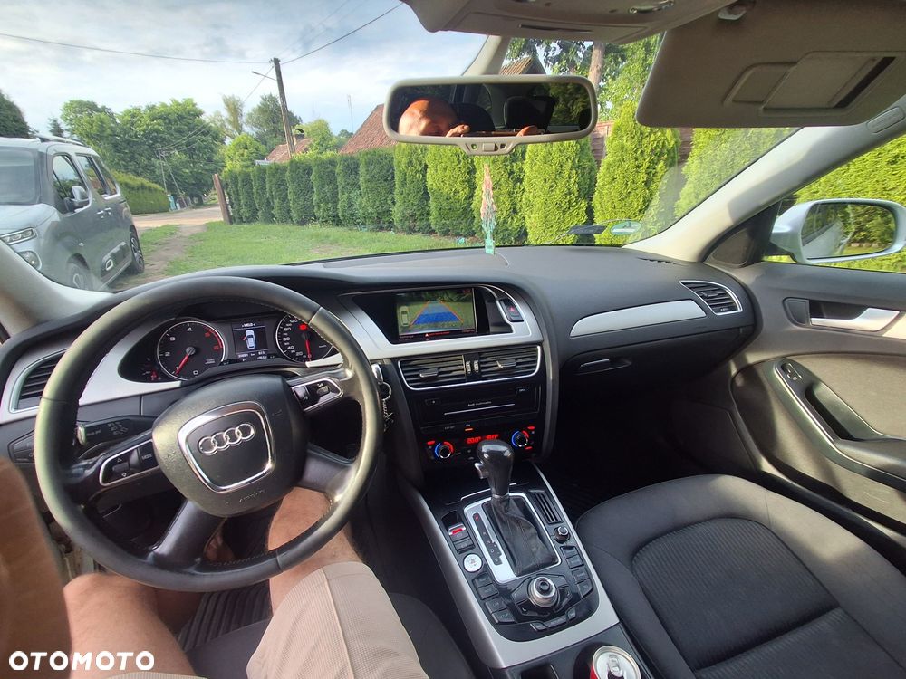 Audi A4 Avant - 8