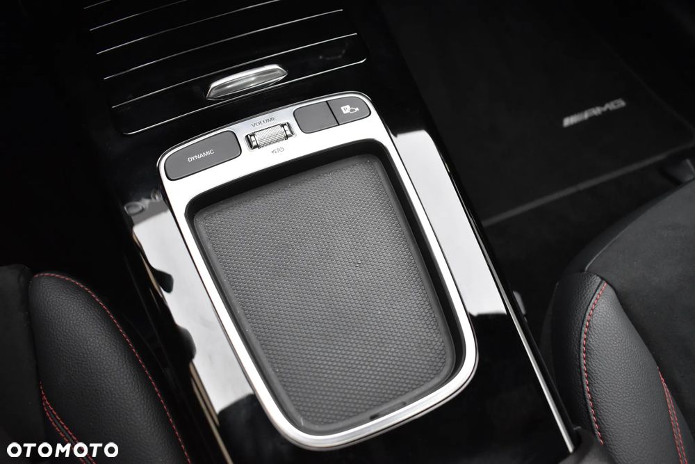 Mercedes-Benz CLA 220 7G-DCT AMG Line - 17