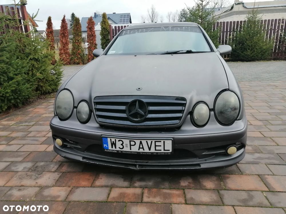 Mercedes-Benz CLK - 2