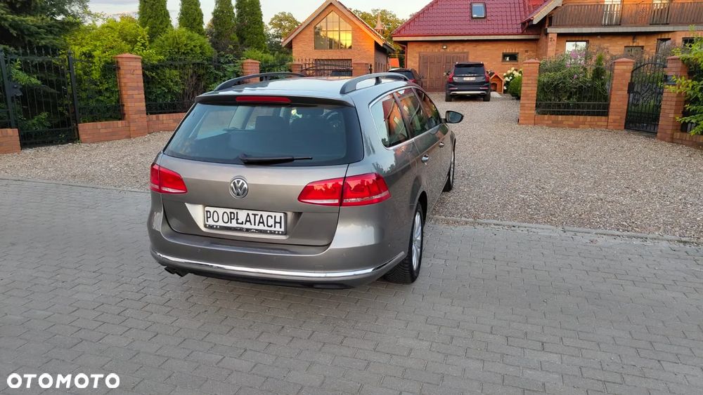 Volkswagen Passat 2.0 TDI Comfortline - 22