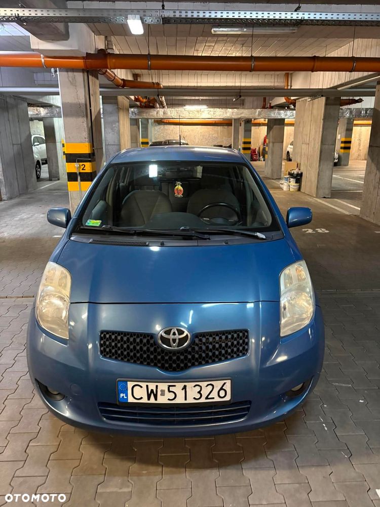 Toyota Yaris 1.3 Prestige - 1