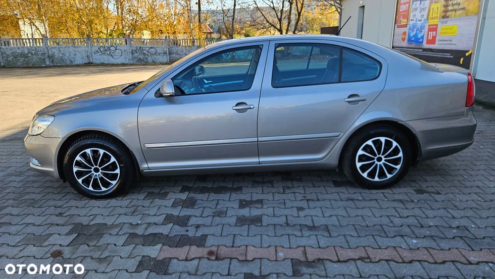 Skoda Octavia 1.4 TSI Ambiente - 4
