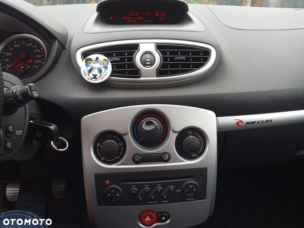 Renault Clio 1.2 TCE Rip Curl - 17