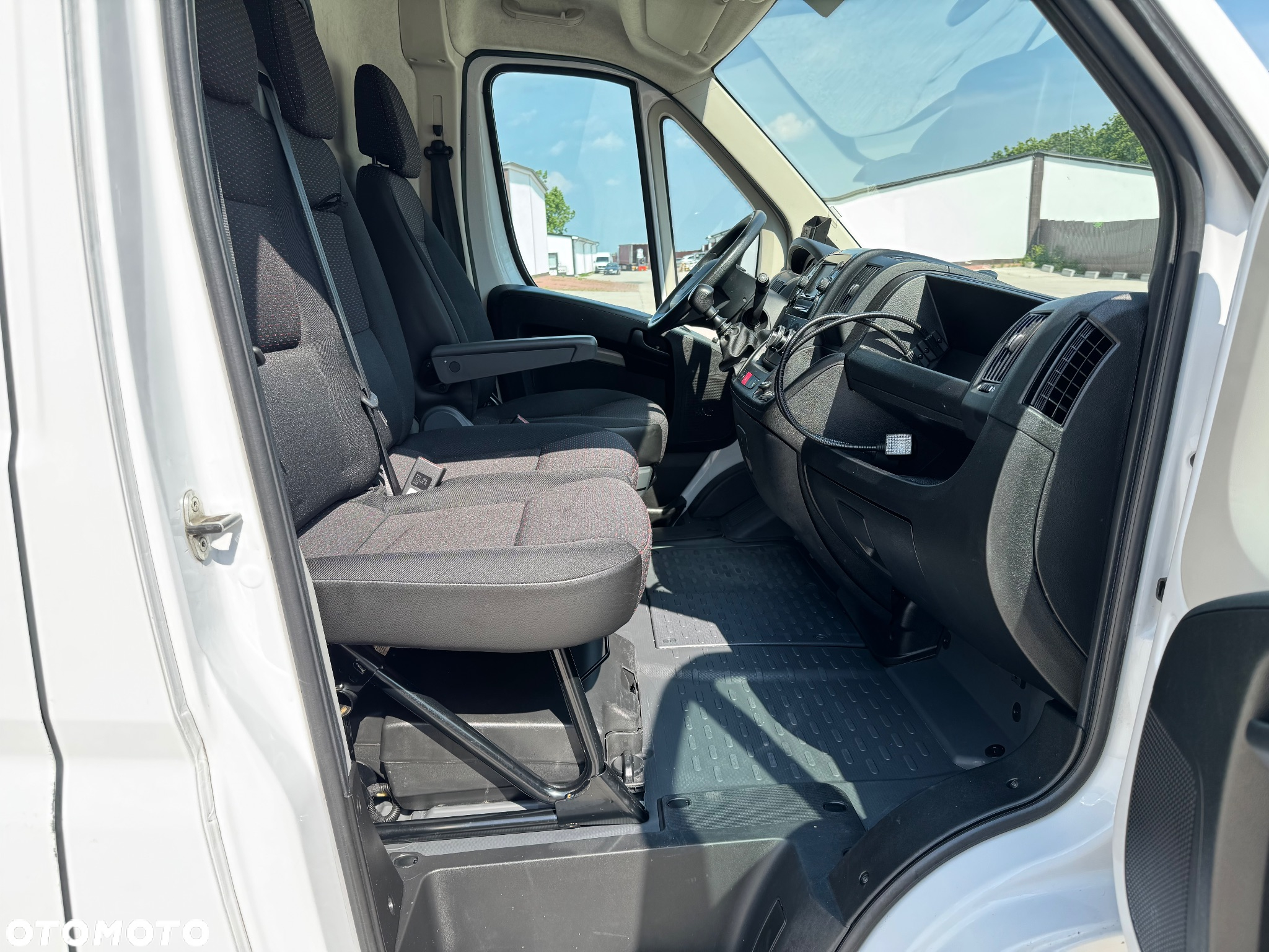 Peugeot Boxer L3H2 2.2 BLUEHDI - 8