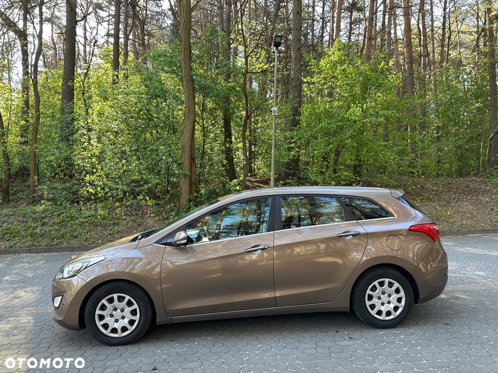 Hyundai i30 1.6 CRDi BlueDrive Go - 4