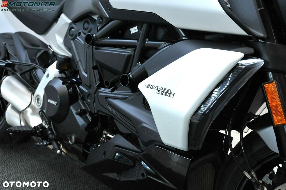 Ducati Diavel - 9