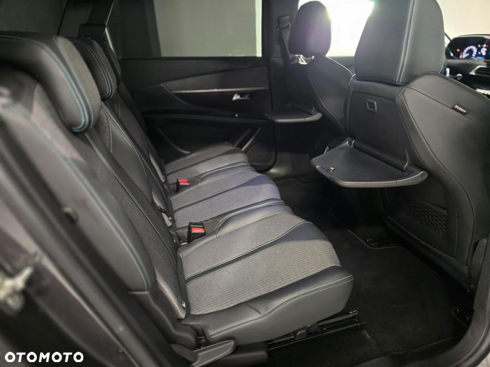 Peugeot 5008 BlueHDi 130 EAT8 Allure - 29