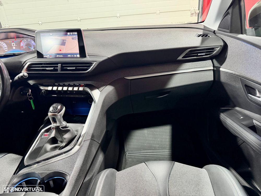 Peugeot 3008 - 47