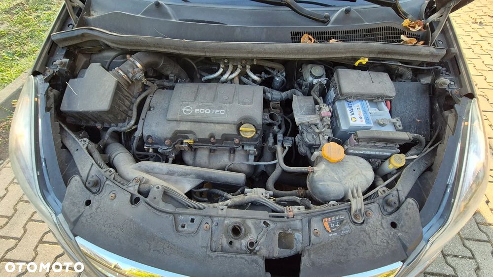 Opel Corsa - 10