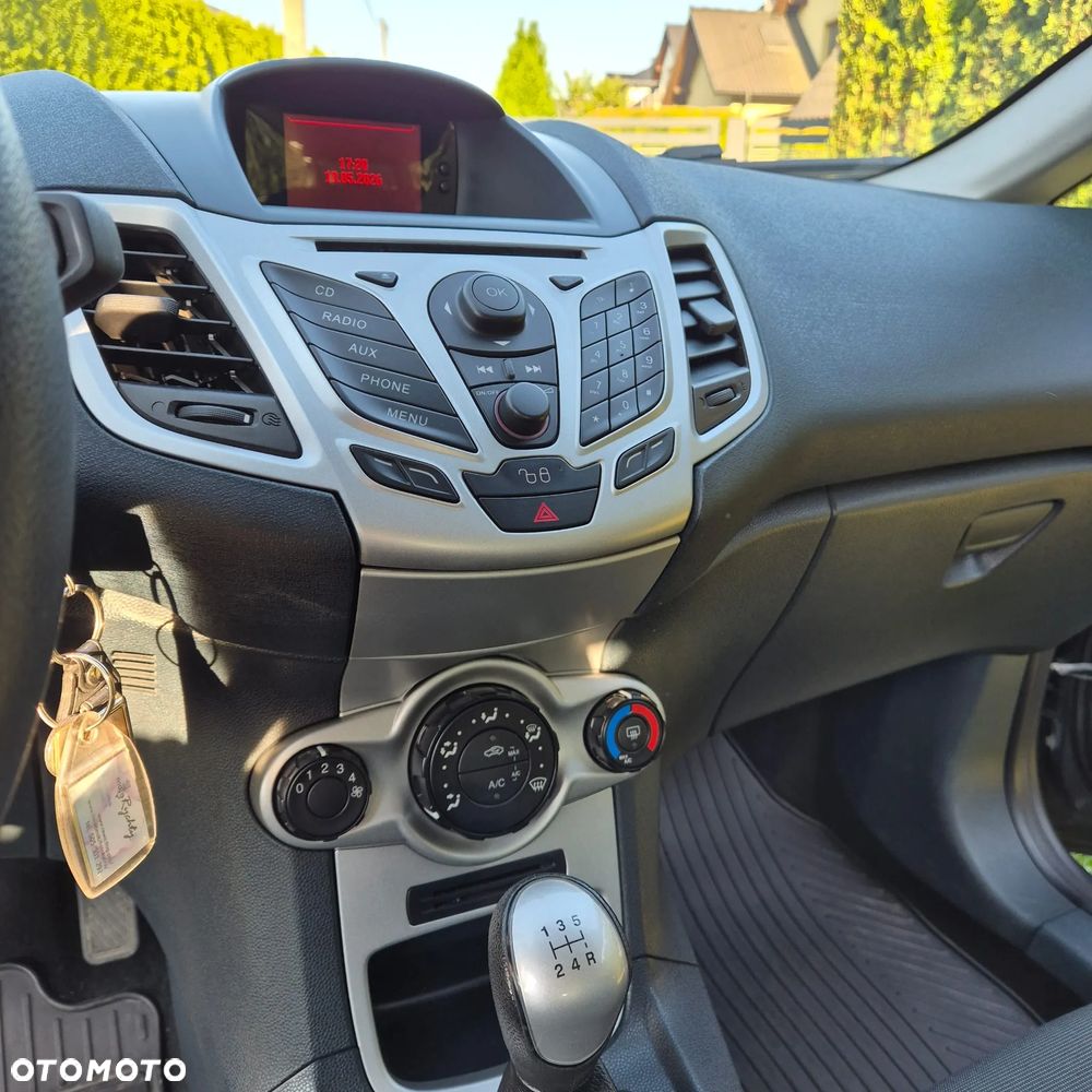 Ford Fiesta - 13