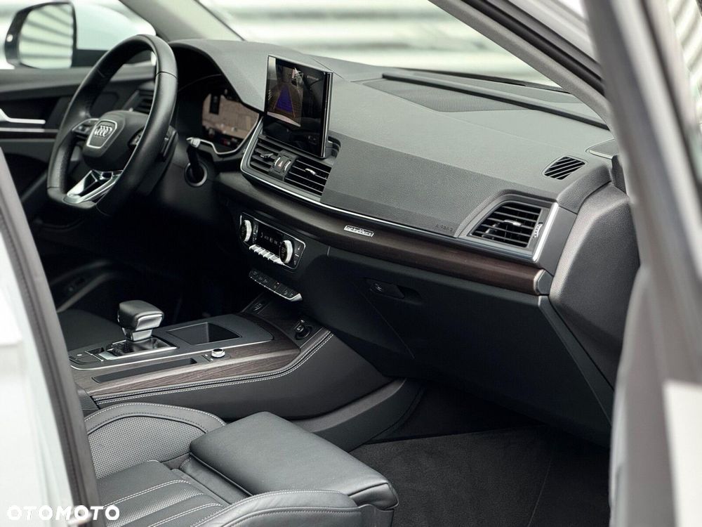 Audi Q5 Sportback - 16