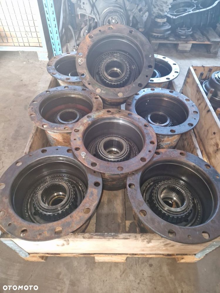 Zwolnica Tylna Tył Iveco Trakker Eurotrakker Astra 6x4 8x4 8x8 6x6 4x4