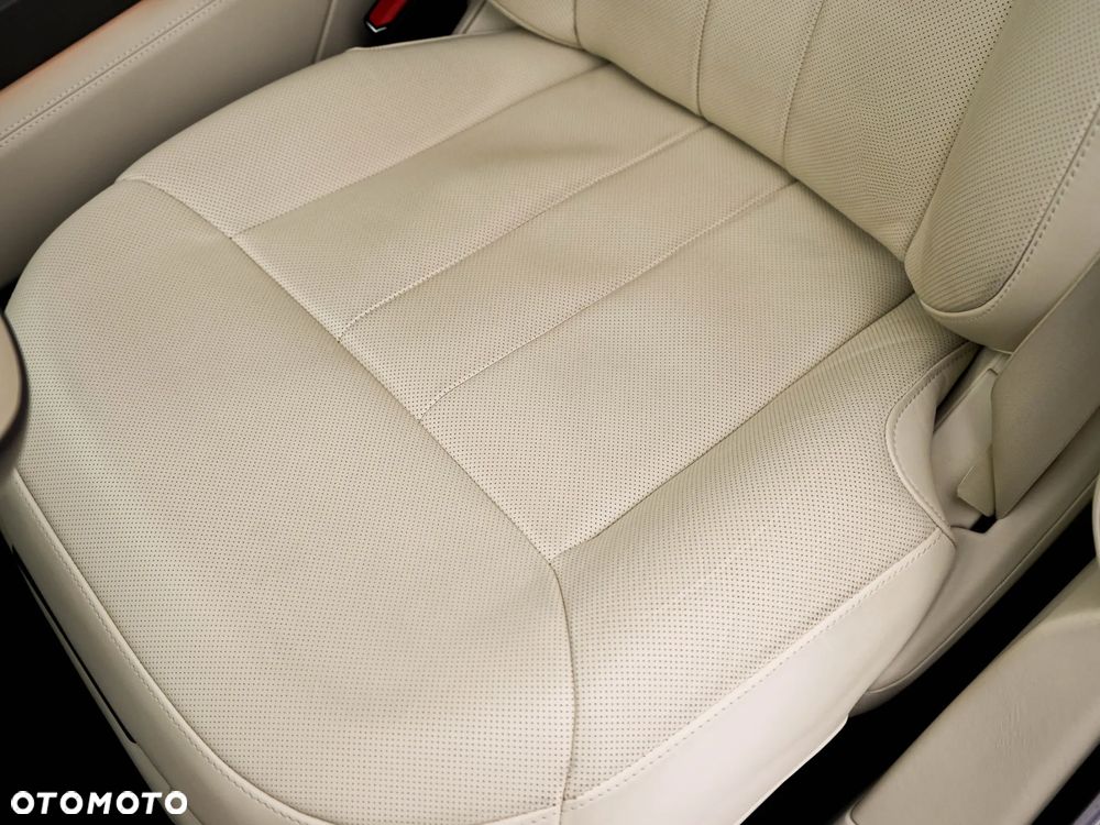 Land Rover Range Rover P615 SV - 17