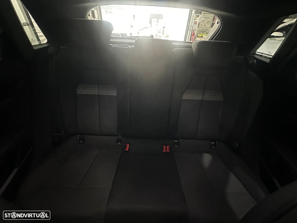 Audi A3 Sportback 30 TFSI S tronic - 5