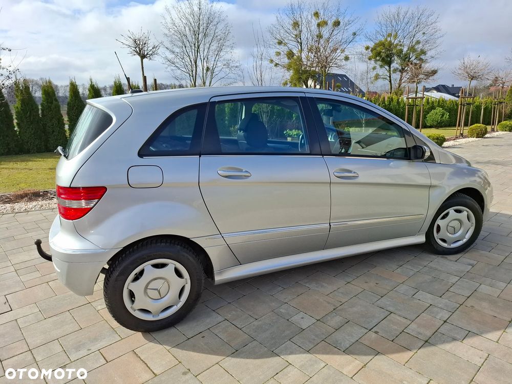 Mercedes-Benz Klasa B 170 Special Edition - 21