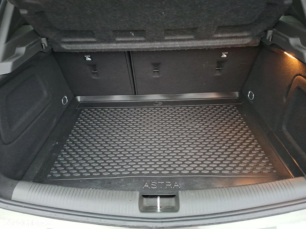 Opel Astra 1.4 T 120 Lat S&S - 17