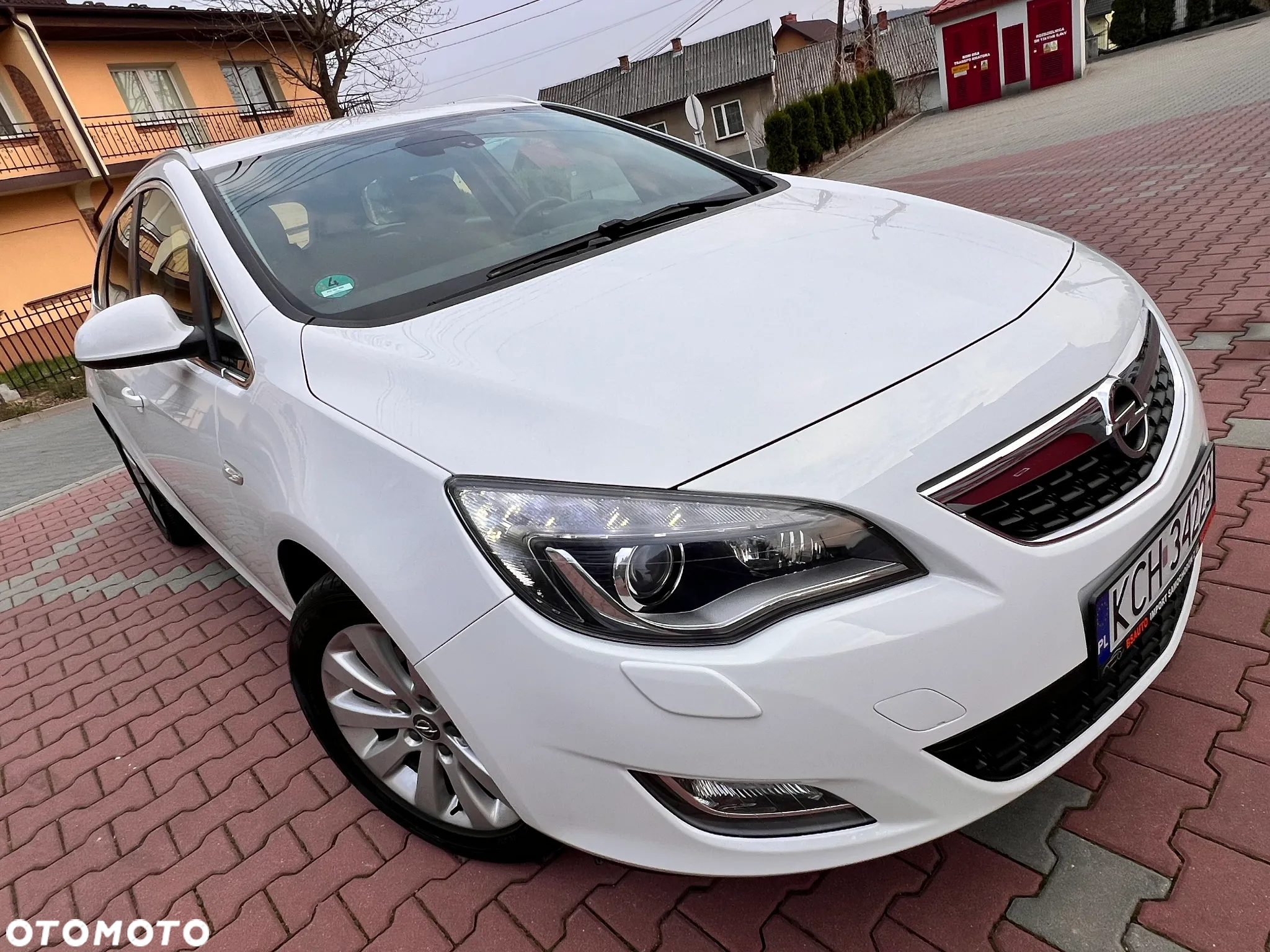 Opel Astra IV 1.6 T Sport - 12