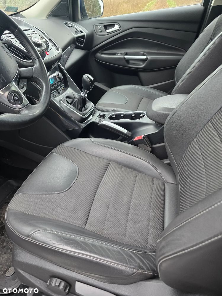 Ford Kuga 2.0 TDCi 4WD Titanium - 30