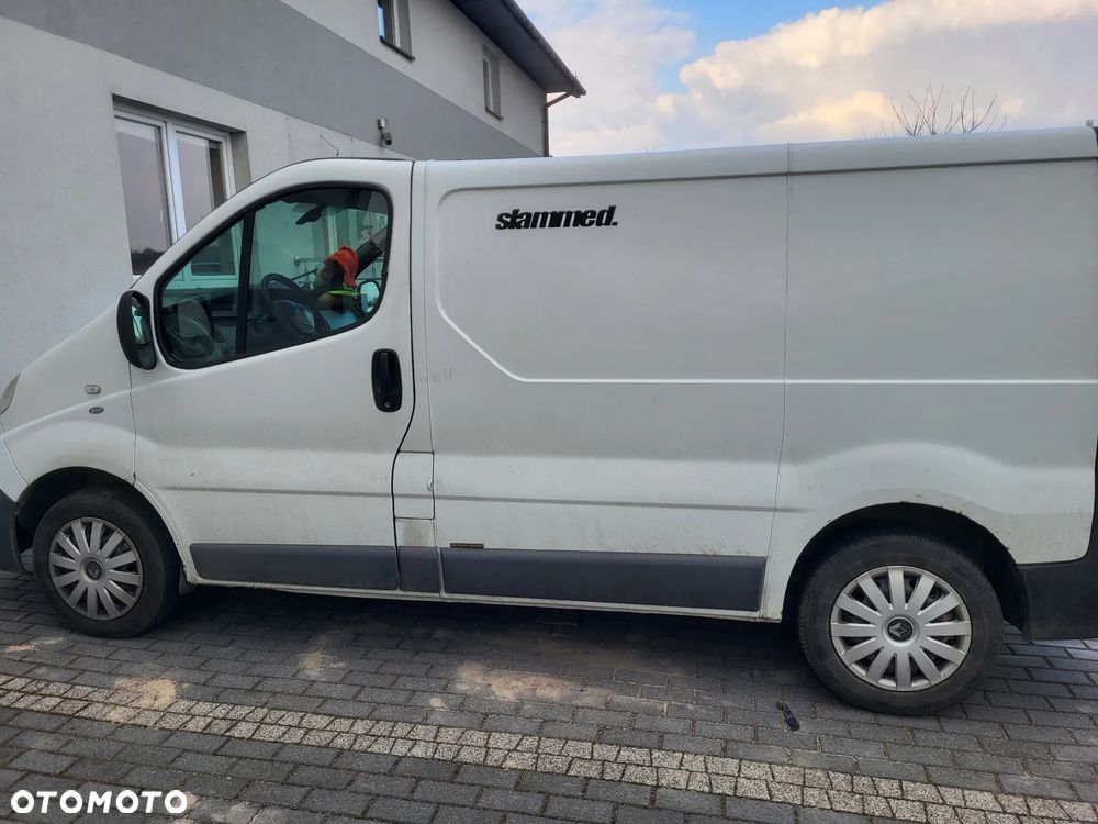 Renault Trafic - 1