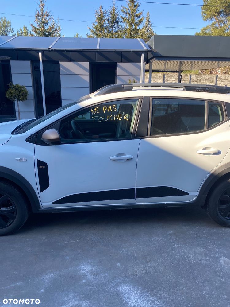 DACIA Sandero III 3 STEPWAY ORYGINALNA LISTWA PROGOWA LEWA NAKŁADKA PROGU PRÓG PLASTIKOWY LEWY OSŁONA PROGU próg plastikowy  Wwa - 1