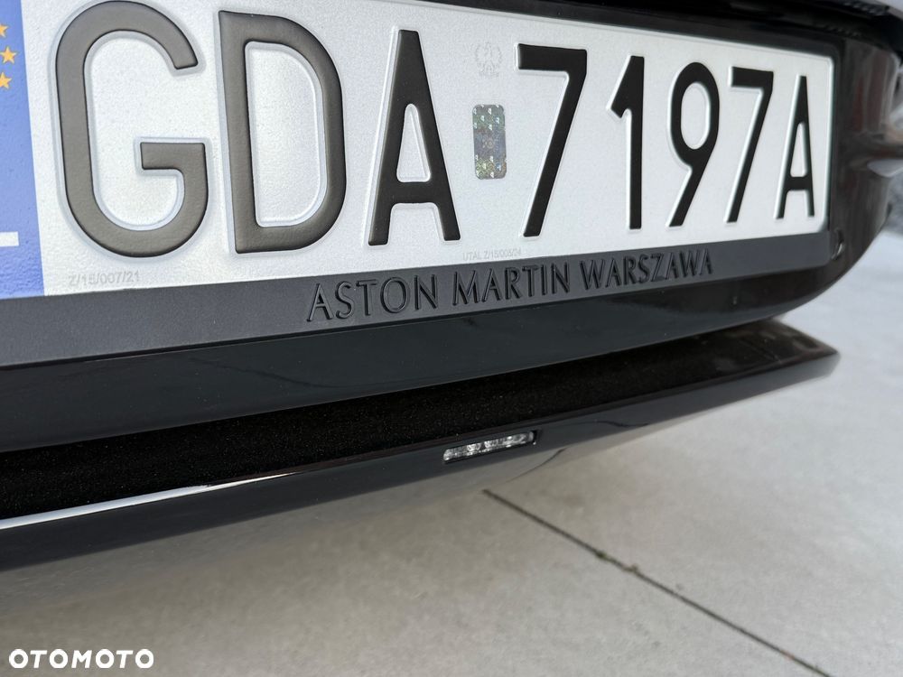 Aston Martin DB11 V12 Coupe - 27