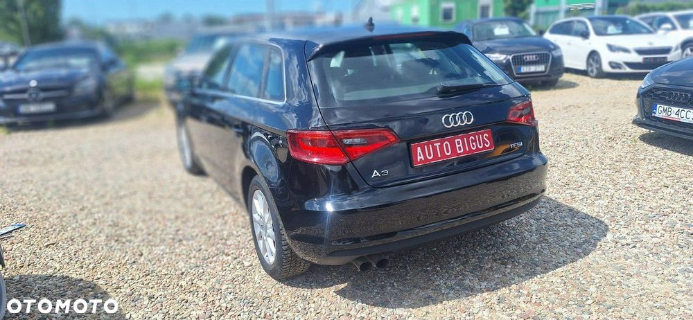 Audi A3 Sportback - 6