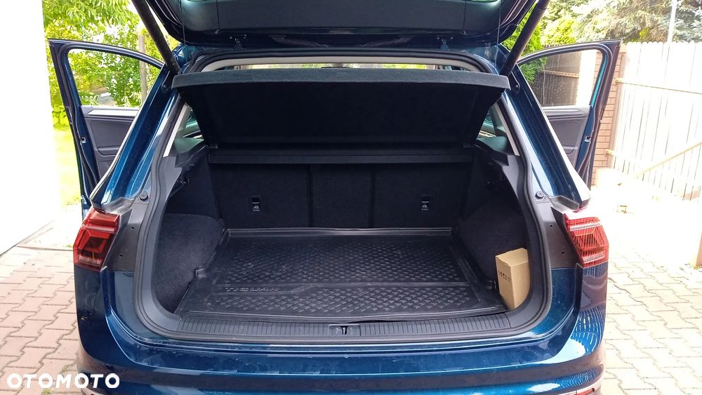 Volkswagen Tiguan 2.0 TDI Elegance DSG - 19
