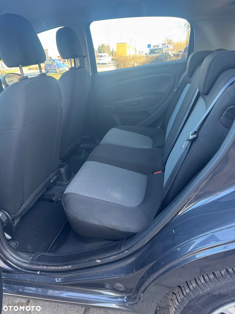 Fiat Grande Punto - 7