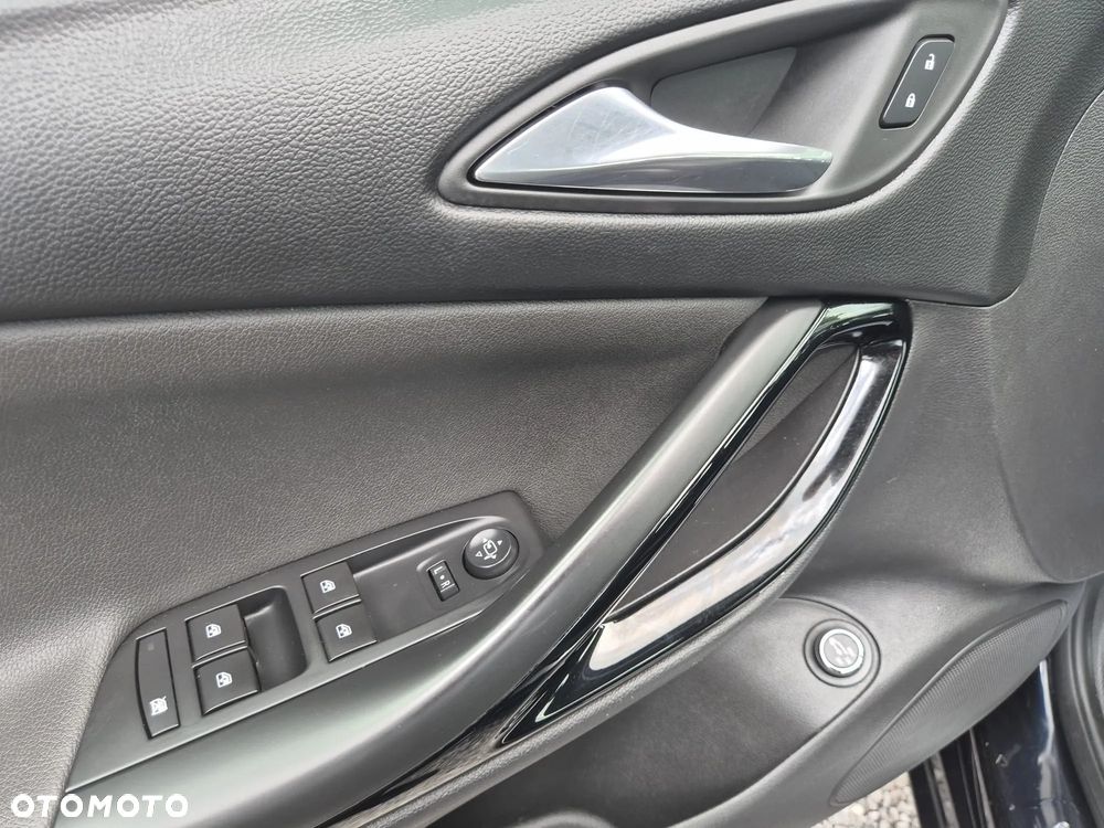 Opel Astra 1.4 Turbo Start/Stop Innovation - 36