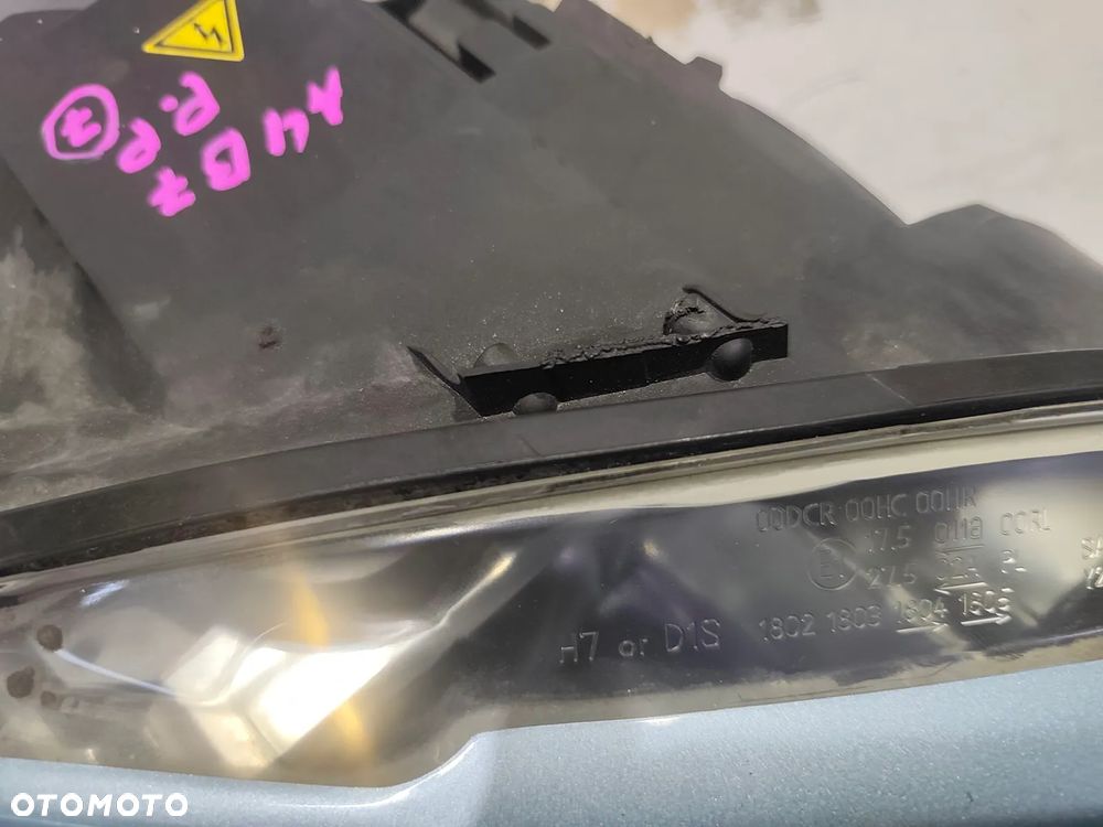 AUDI A4 B7 04r LAMPA BIXENON SKRĘTNY PRAWY PRZÓD EUROPA - 2