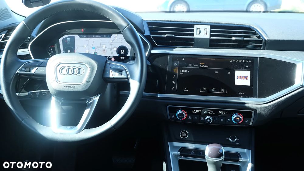 Audi Q3 2.0 TDI S tronic design - 9