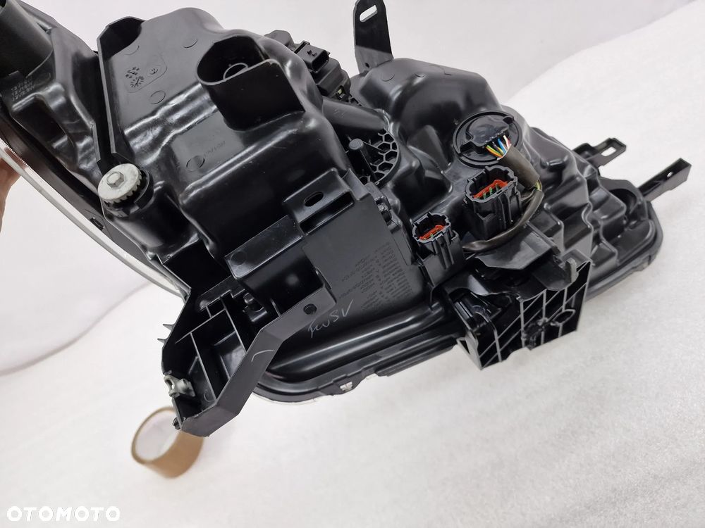 NISSAN QASHQAI II J11 LIFT 17- LEWA LAMPA PRZEDNIA PRZÓD FULL LED , NR KOITO 100-19011 / KOITO 100-19012 , NR AUKCJI LA395 - 17