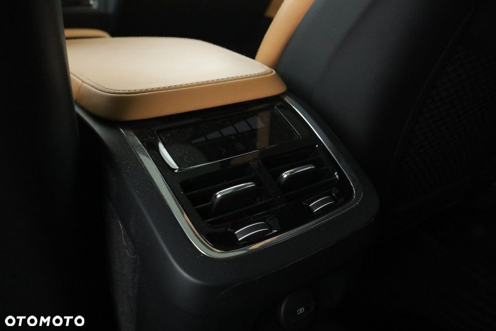 Volvo V90 - 31