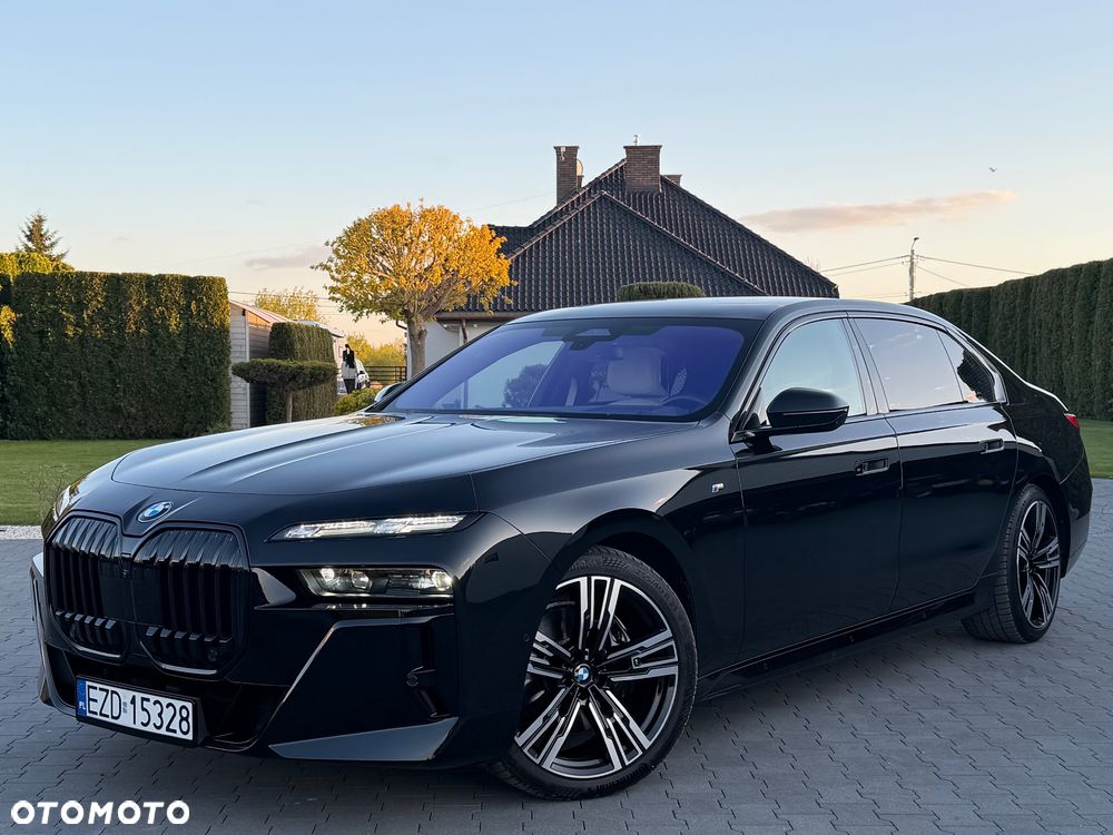 BMW Seria 7 740d xDrive mHEV sport - 35