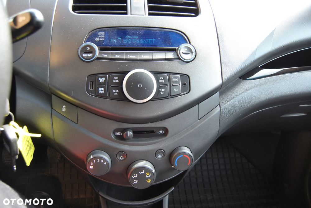 Chevrolet Spark 1.0 LS+ Design - 21