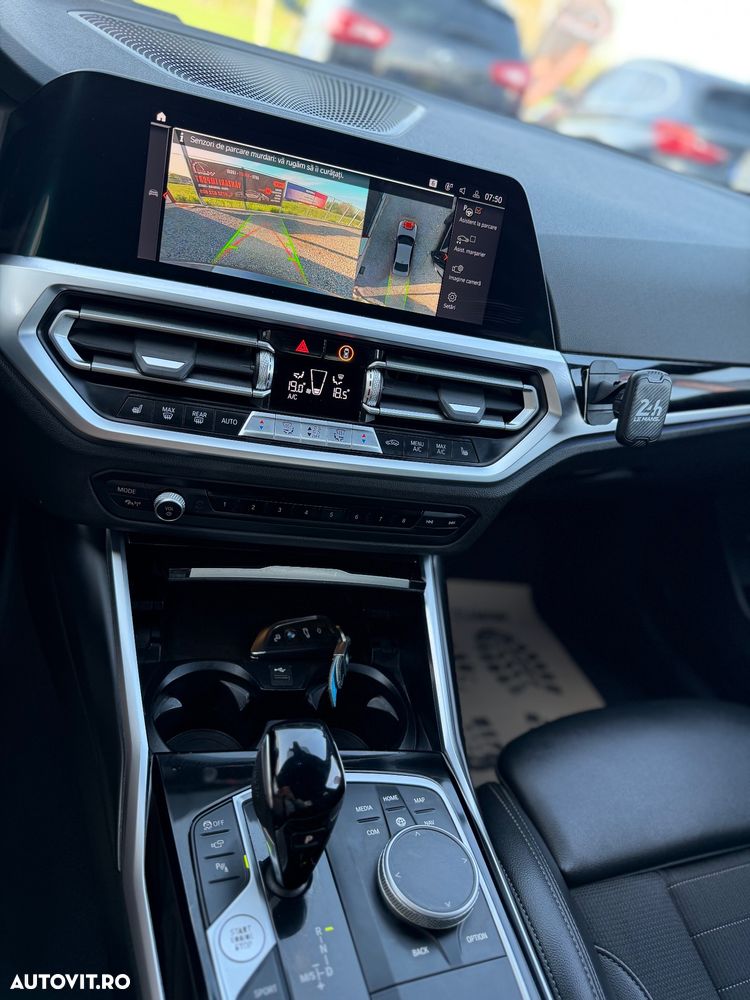 BMW Seria 3 318d Aut. M Sport - 14